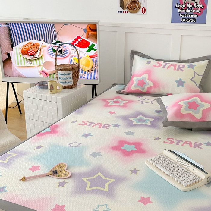 91家纺网 家纺一手货源 找家纺 昔可 2023新款凉感海洋丝针织软席三件套 彩色五角星