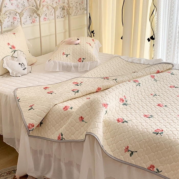 91家纺网 家纺一手货源 找家纺 （总）昔可 2023新款单层雪纺花边乳胶凉席三件套