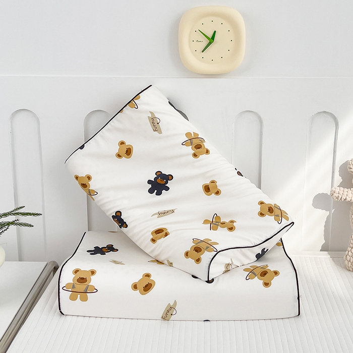 91家纺网 家纺一手货源 找家纺 良佐生活  2023新款A类60支全棉贡缎乳胶枕枕套 呼啦熊