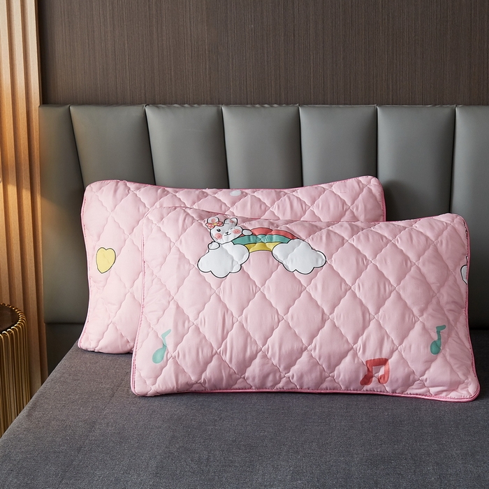 91家纺网 家纺一手货源 找家纺 花言狐语2025新款水洗棉防水枕套 梦想兔-粉