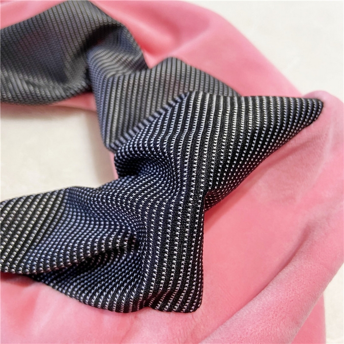 91家纺网 家纺一手货源 找家纺 卡奥家纺 2025新款驼峰U型枕旅行颈椎枕 粉色27*25*14cm