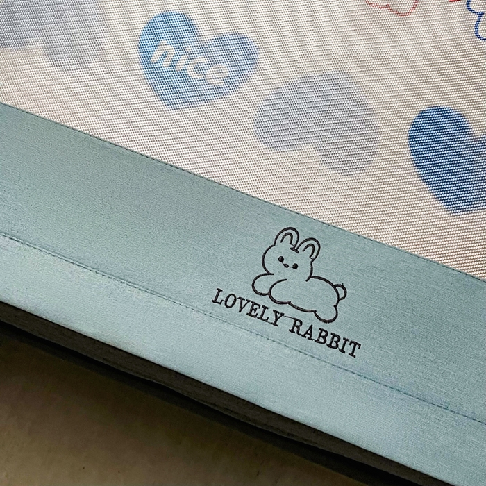 91家纺网 家纺一手货源 找家纺 慕尚家纺 2025新款简约数码印花冰藤席平铺+床笠款 小伙伴-平铺