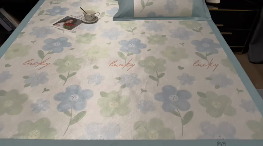 91家纺网 家纺一手货源 找家纺 慕尚家纺 2025新款简约数码印花冰藤席平铺+床笠款 清新花-平铺