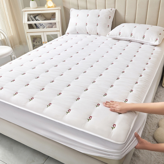 91家纺网 家纺一手货源 找家纺 （总）纤雅床笠 2024新款直播玫瑰刺绣A类舒柔棉大豆夹棉床笠