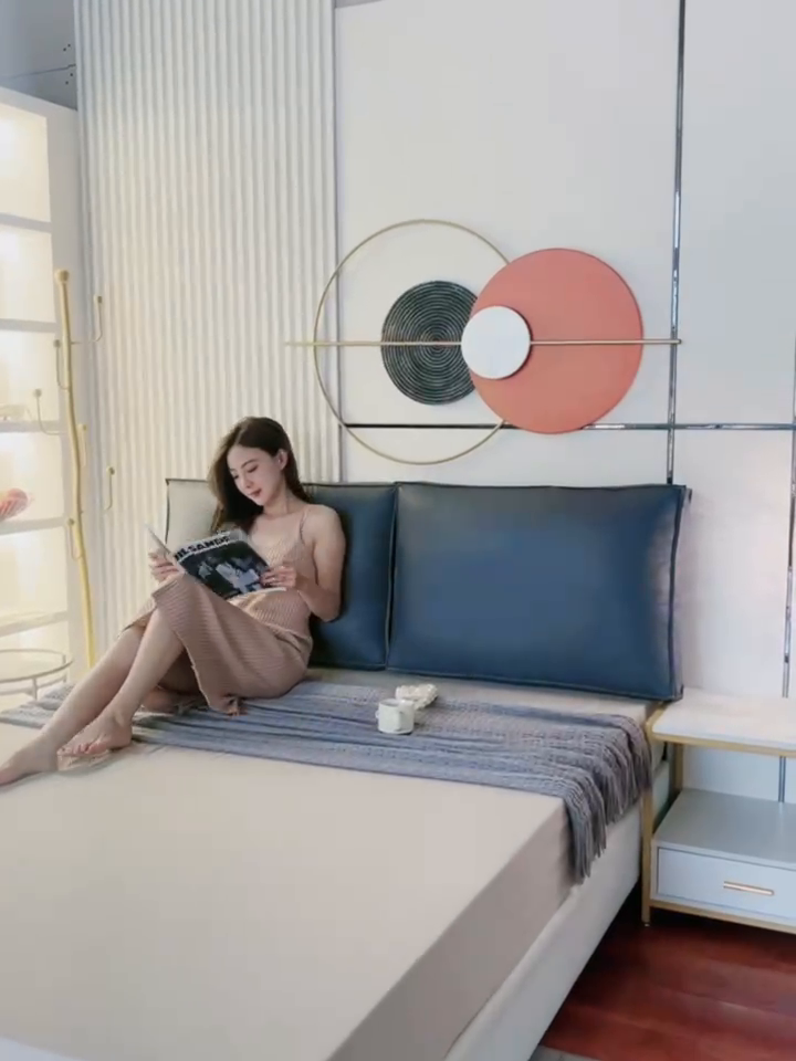 91家纺网 家纺一手货源 找家纺 美达人 2023新款大面包款科技布床头靠背 琉璃蓝