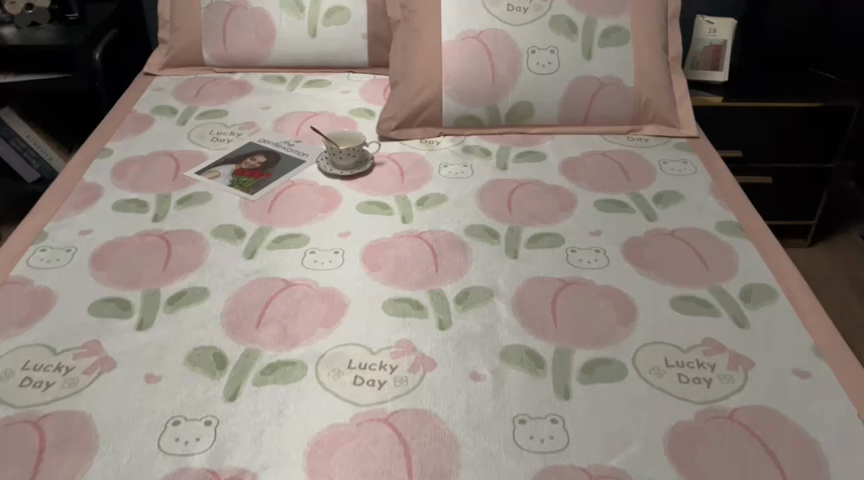 91家纺网 家纺一手货源 找家纺 慕尚家纺 2025新款简约数码印花冰藤席平铺+床笠款 花骨朵-床笠