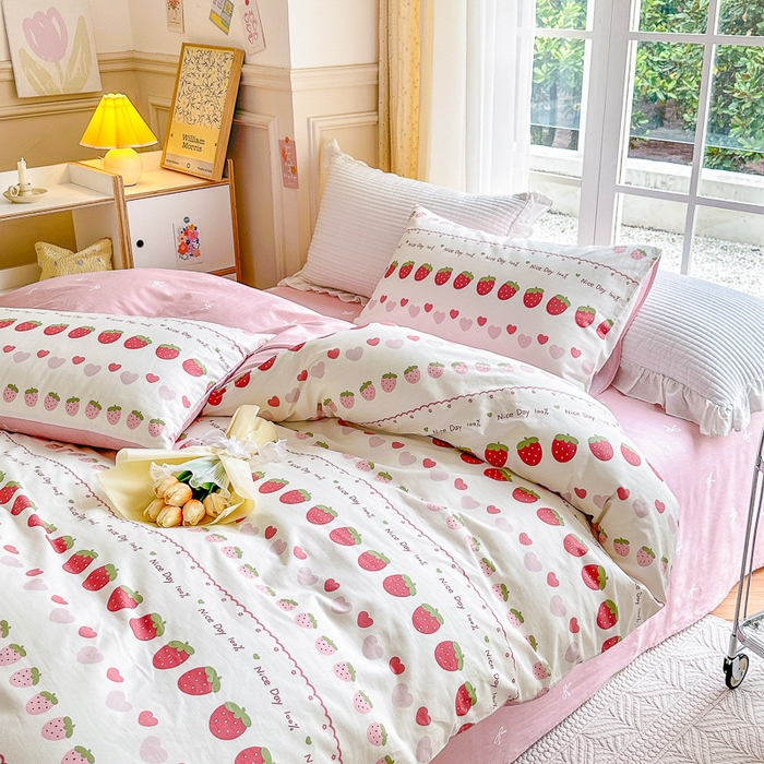 91家纺网 家纺一手货源 找家纺 清雅福 2023新款春夏13372小清新系列床上四件套 草莓冰冰