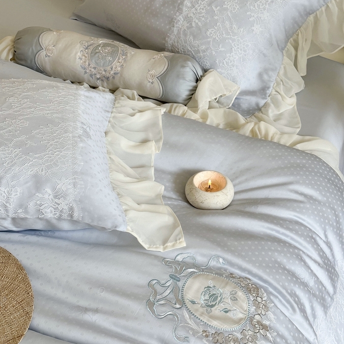 91家纺网 家纺一手货源 找家纺 MIU缪家居 2023新款80支兰精天丝（提花）波点玫瑰 蓝