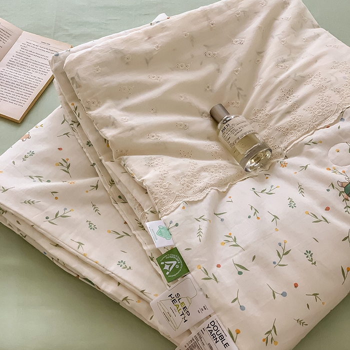 91家纺网 家纺一手货源 找家纺 （总）荣轩家居 2023新款花边款双层纱印花夏被