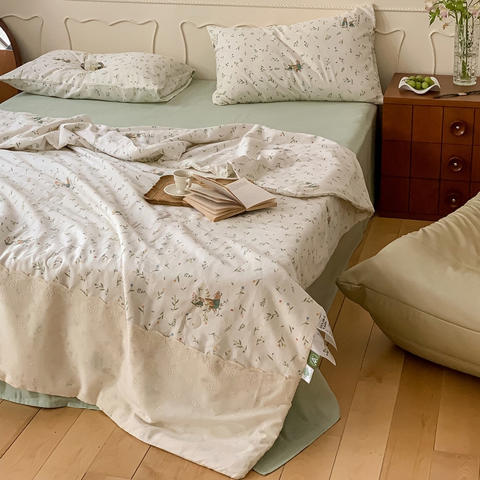 91家纺网 家纺一手货源 找家纺 荣轩家居 2023新款花边款双层纱印花夏被 初语