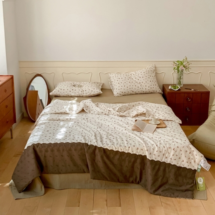 荣轩家居 2023新款花边款双层纱印花夏被 米特洛
