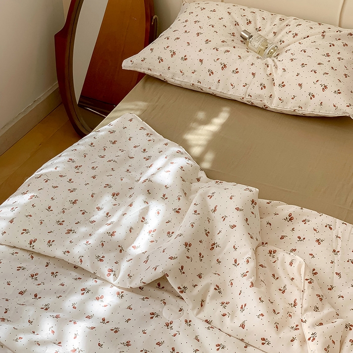 91家纺网 家纺一手货源 找家纺 荣轩家居 2023新款花边款双层纱印花夏被 米特洛