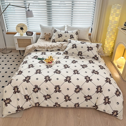 91家纺网 家纺一手货源 找家纺 （总）乐童  2024新款网红直播爆款吊边＋一字绣工艺款四件套（八）