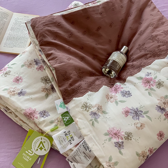 91家纺网 家纺一手货源 找家纺 荣轩家居 2023新款花边款双层纱印花夏被 灵汐