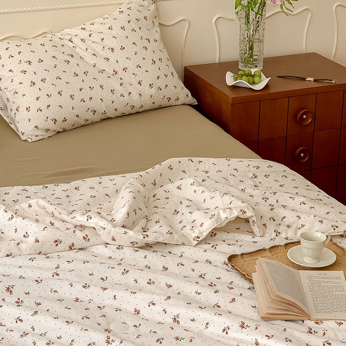 91家纺网 家纺一手货源 找家纺 荣轩家居 2023新款花边款双层纱印花夏被 米特洛