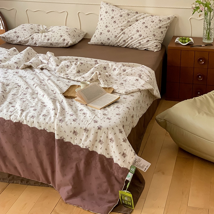 91家纺网 家纺一手货源 找家纺 荣轩家居 2023新款花边款双层纱印花夏被 图丽萨