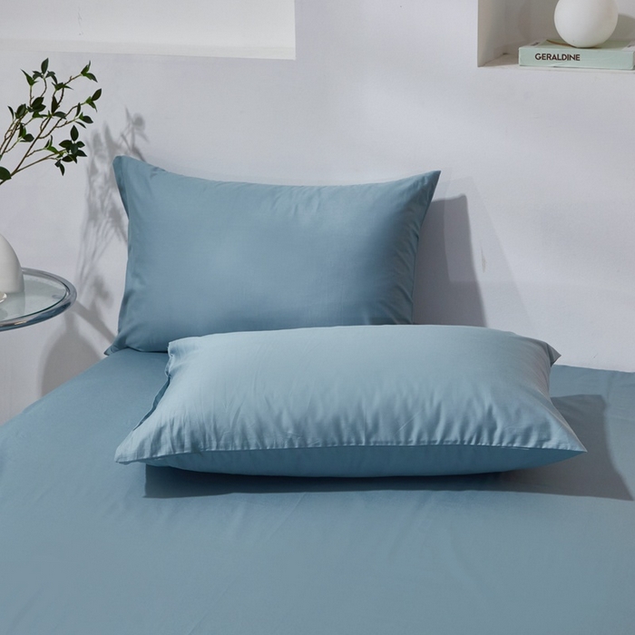 91家纺网 家纺一手货源 找家纺 晶缦家纺 2023新款喷气全棉13376纯棉斜纹纯色单品枕套 沐色-雾霾蓝