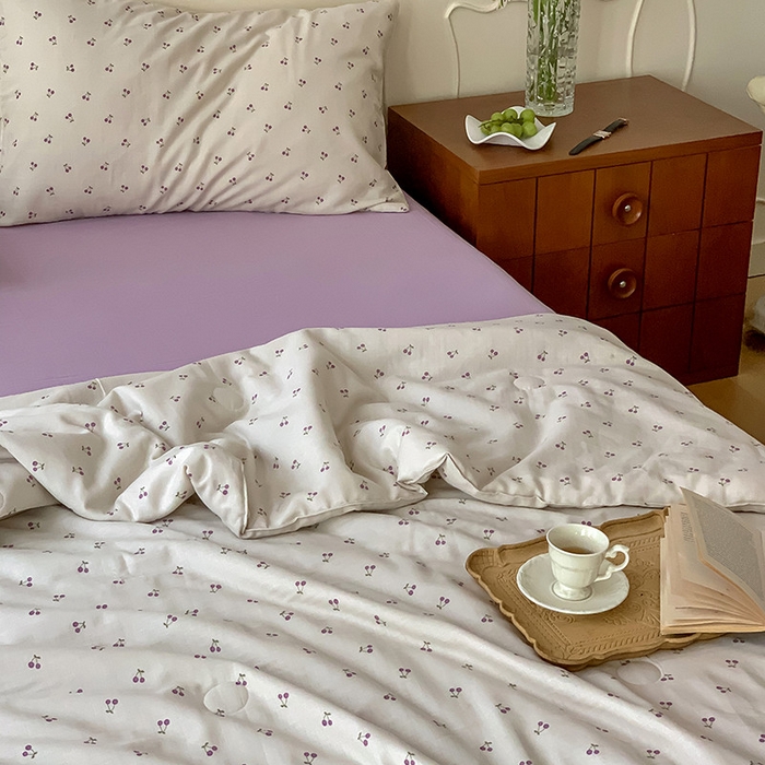 91家纺网 家纺一手货源 找家纺 荣轩家居 2023新款花边款双层纱印花夏被 米可