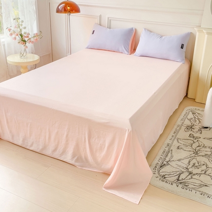 91家纺网 家纺一手货源 找家纺 米瑞娜2024新款水洗棉麻双拼纯色床单 丁香紫+西梅粉床单