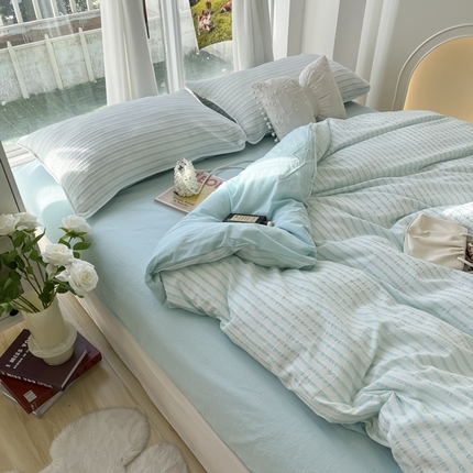 91家纺网 家纺一手货源 找家纺 盼季2023新款奶油风小清新泡泡纱水洗棉床上用品宿舍三件套 条纹泡泡纱-奶蓝