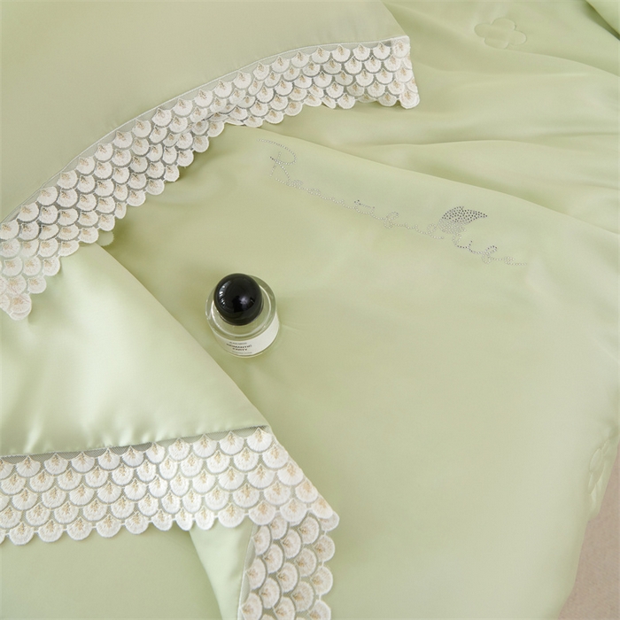 91家纺网 家纺一手货源 找家纺 （总）时亿2023新款蕾丝款60支兰精天丝夏被-花海