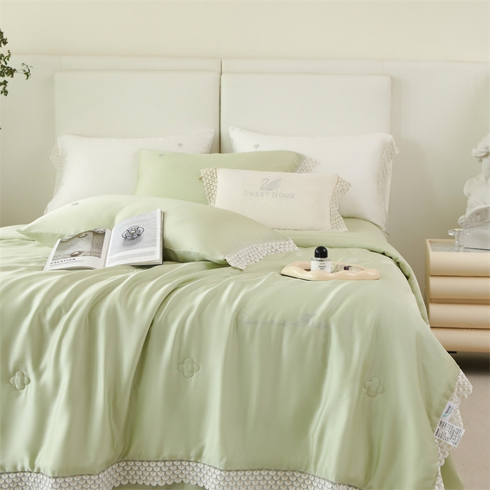 91家纺网 家纺一手货源 找家纺 （总）时亿2023新款蕾丝款60支兰精天丝夏被-花海