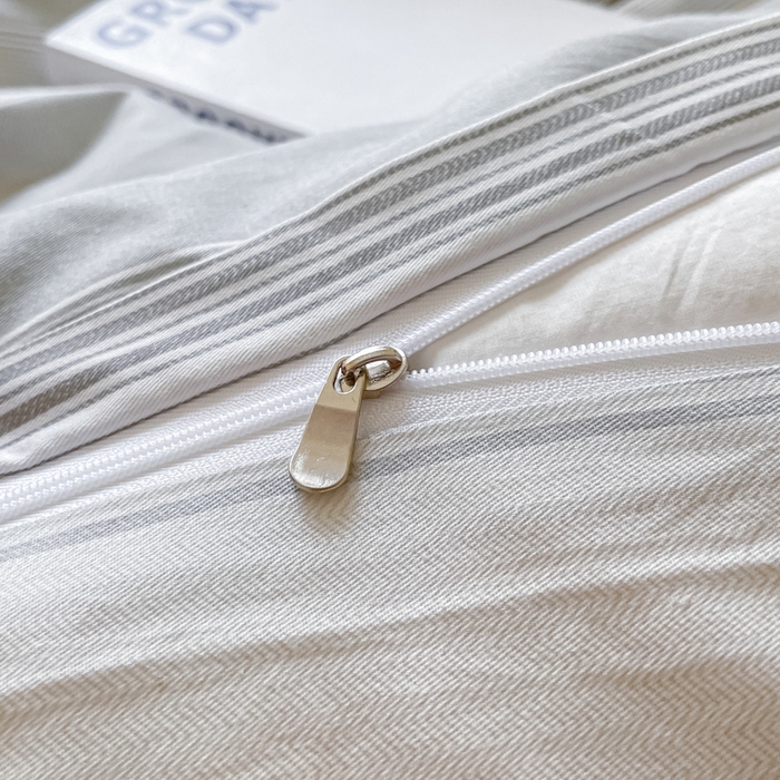 91家纺网 家纺一手货源 找家纺 柠馨2023新款 13376全棉印花三件套学生季三件套 叙白