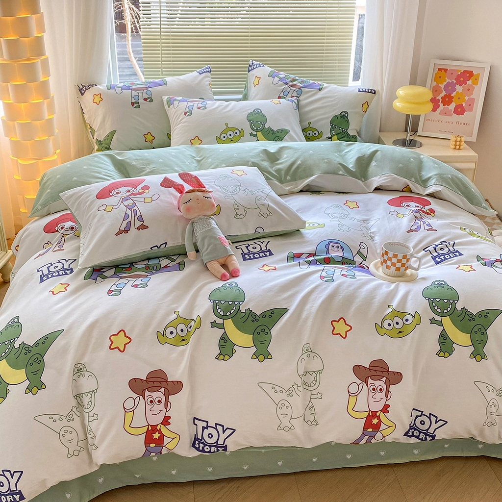 91家纺网 家纺一手货源 找家纺 柠馨2023新款 13376全棉印花三件套学生季三件套 玩具总动员