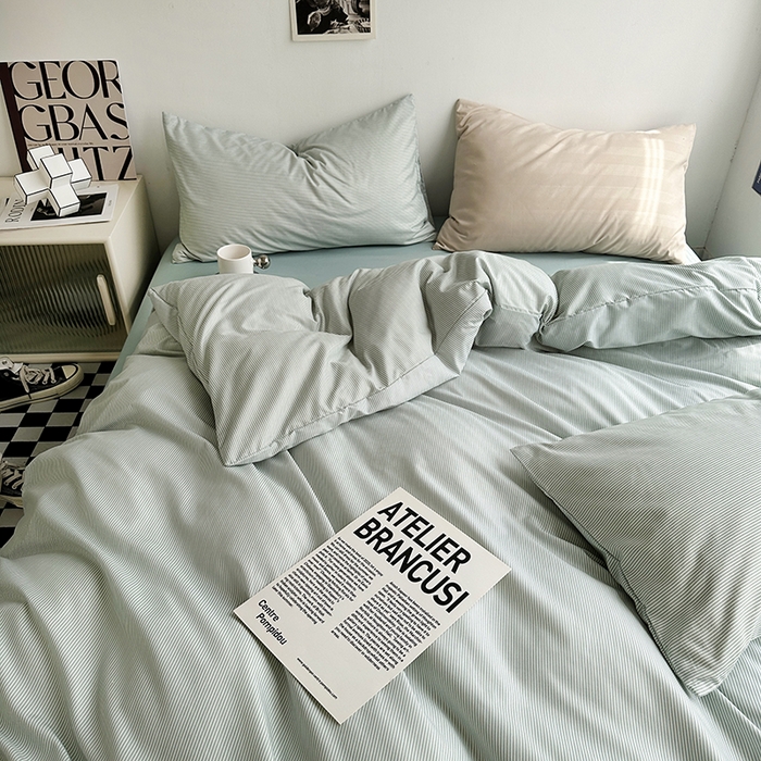 91家纺网 家纺一手货源 找家纺 优迈 2023新款水洗棉四件套日式简约复古格子条纹系列四件套-床单款床笠款 独白绿