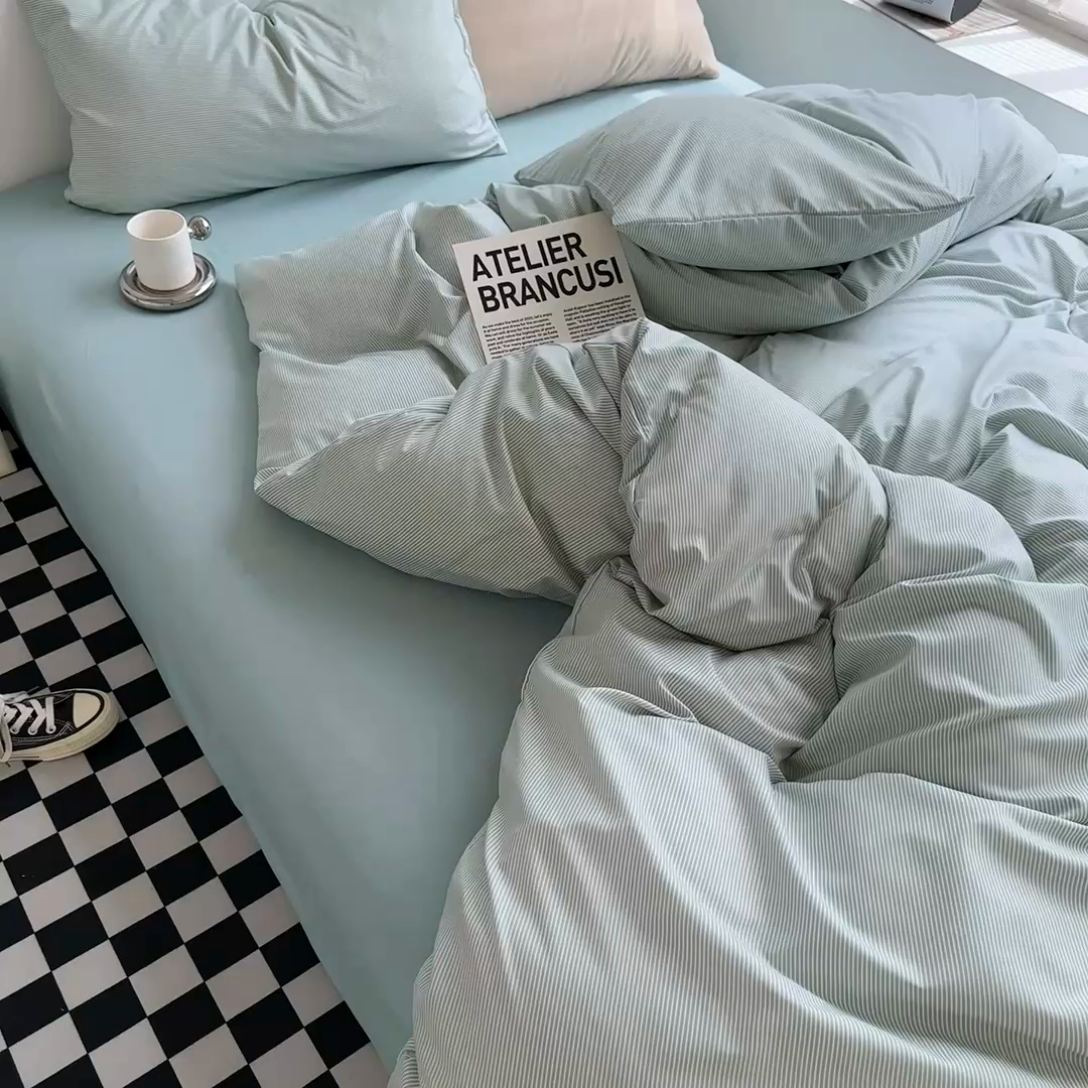 91家纺网 家纺一手货源 找家纺 优迈 2023新款水洗棉四件套日式简约复古格子条纹系列四件套-床单款床笠款 独白绿