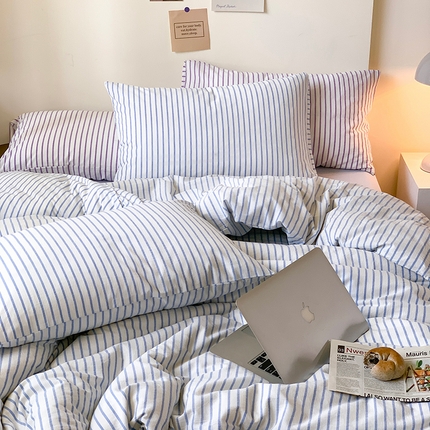 91家纺网 家纺一手货源 找家纺 六巷胡同 2023新款ins博主元气色彩篇条纹四件套 奶油蓝条