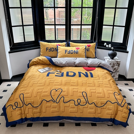 91家纺网 家纺一手货源 找家纺 色鬼布艺 2023新款水洗真丝轻奢四件套系列 心动