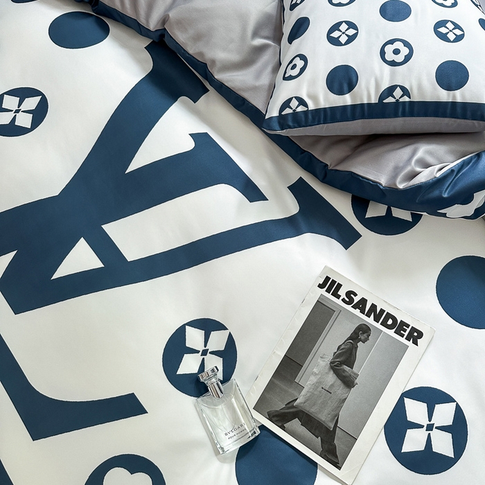 91家纺网 家纺一手货源 找家纺 色鬼布艺 2023新款水洗真丝轻奢四件套系列 路易