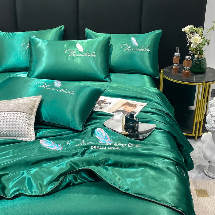 91家纺网 家纺一手货源 找家纺 啊雅家居 2025新款水洗真丝夏被空调被四件套 彩羽-玉石绿