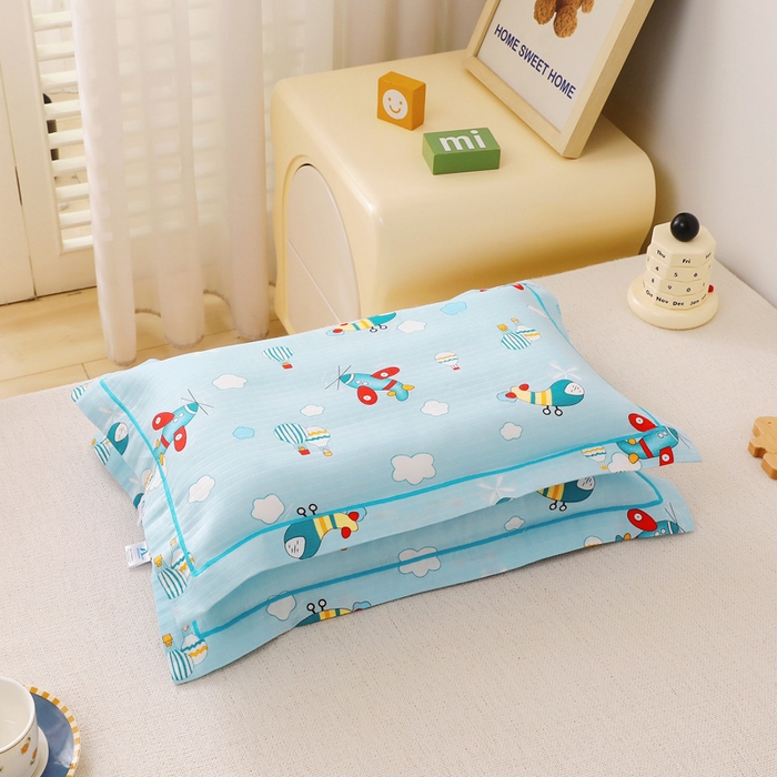 91家纺网 家纺一手货源 找家纺 乐秀家纺 2023新款A类双层纱卡通印花儿童幼儿园枕套 飞机气球