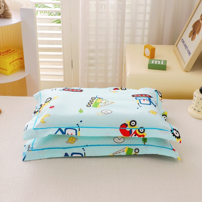 91家纺网 家纺一手货源 找家纺 乐秀家纺 2023新款A类双层纱卡通印花儿童幼儿园枕套 挖机总动员