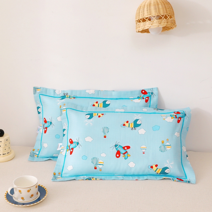 91家纺网 家纺一手货源 找家纺 乐秀家纺 2023新款A类双层纱卡通印花儿童幼儿园枕套 飞机气球