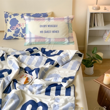 91家纺网 家纺一手货源 找家纺 （总）桃喜 2024新品甜辣潮酷全棉印花夏被-风格二