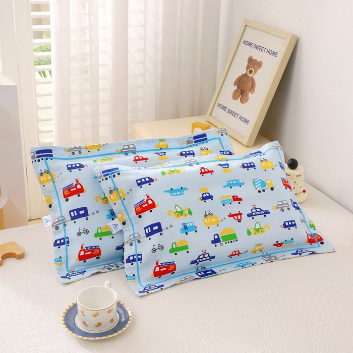 91家纺网 家纺一手货源 找家纺 乐秀家纺 2023新款A类双层纱卡通印花儿童幼儿园枕套 多彩汽车