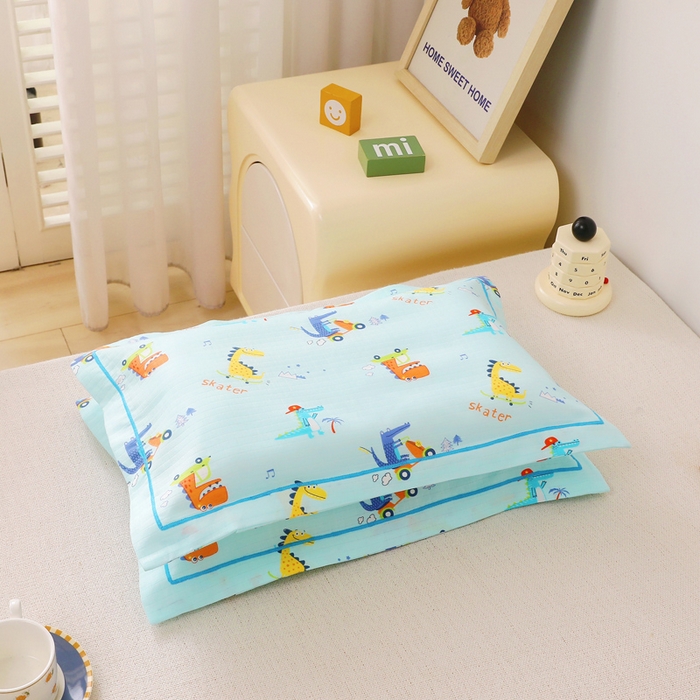 91家纺网 家纺一手货源 找家纺 乐秀家纺 2023新款A类双层纱卡通印花儿童幼儿园枕套 动感恐龙