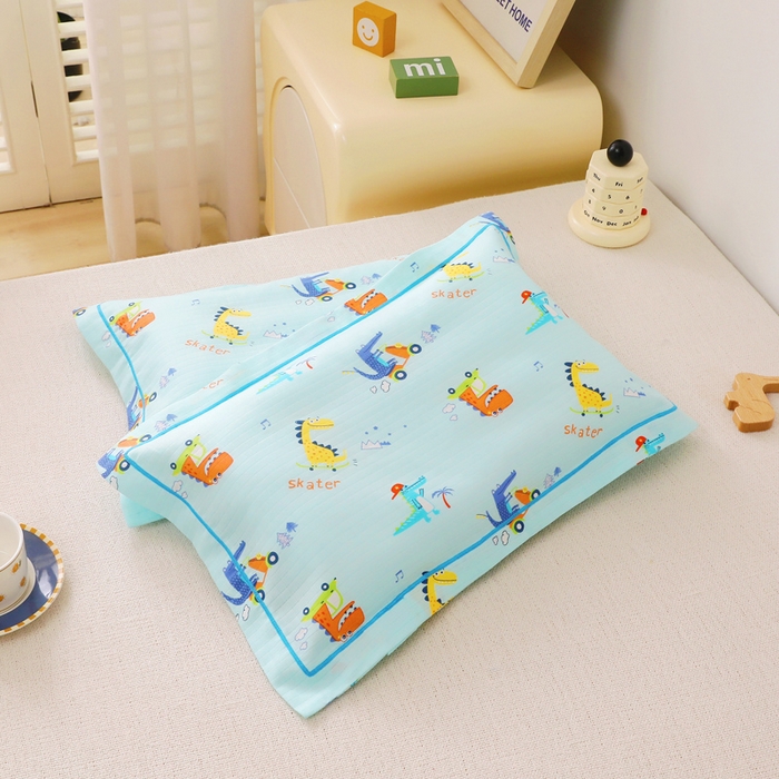 91家纺网 家纺一手货源 找家纺 乐秀家纺 2023新款A类双层纱卡通印花儿童幼儿园枕套 动感恐龙