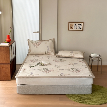 91家纺网 家纺一手货源 找家纺 觅糖家纺 2023新款A类抗菌养生冰藤印花凉席 薰衣草