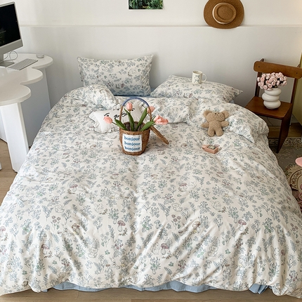 91家纺网 家纺一手货源 找家纺 昔可家纺 2023新款全棉怦然心动小花系列四件套 素描小卡通