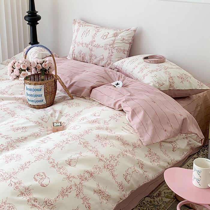 91家纺网 家纺一手货源 找家纺 昔可家纺 2023新款全棉怦然心动小花系列四件套 素描兔兔