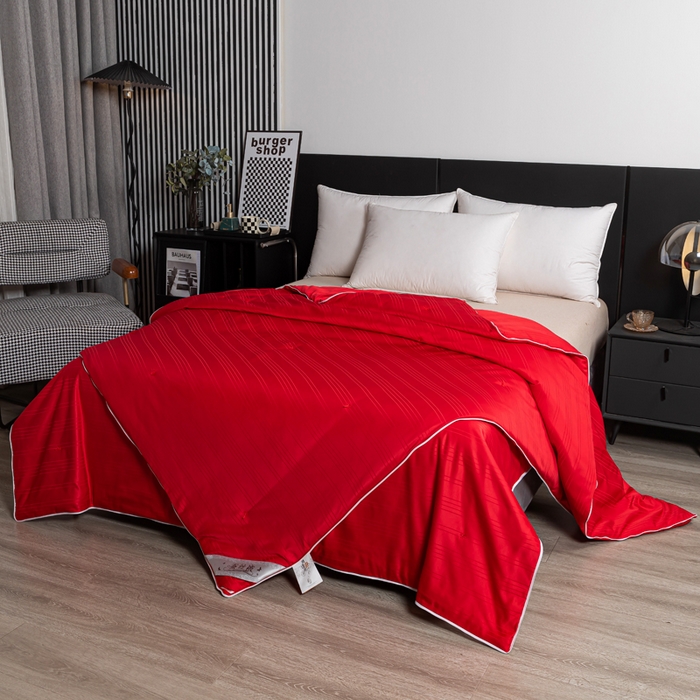 91家纺网 家纺一手货源 找家纺 恒鑫2025新款纯色全棉蚕丝被春秋被 夏被 加厚冬被拉链子母被 红色
