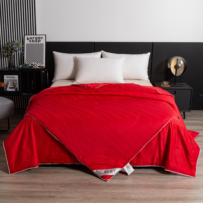 91家纺网 家纺一手货源 找家纺 恒鑫2025新款纯色全棉蚕丝被春秋被 夏被 加厚冬被拉链子母被 红色