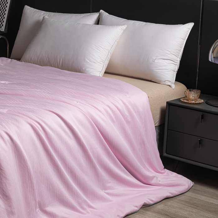 91家纺网 家纺一手货源 找家纺 恒鑫2025新款纯色全棉蚕丝被春秋被 夏被 加厚冬被拉链子母被 粉色