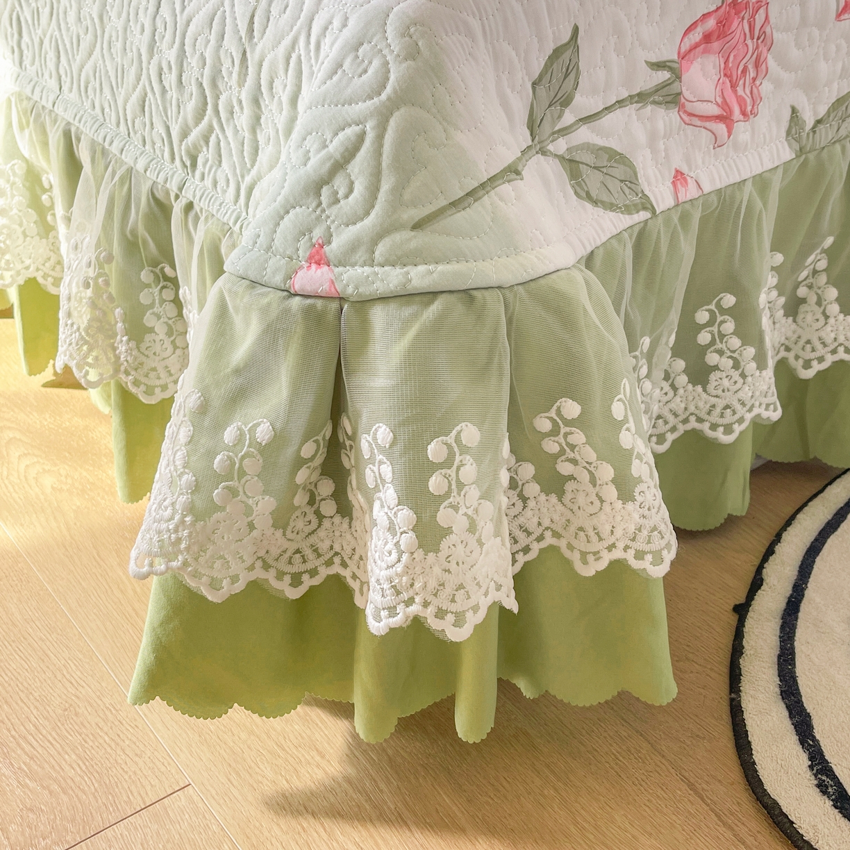 91家纺网 家纺一手货源 找家纺 添越2024小清新韩版蕾丝款花边纯棉夹棉床盖三件套全棉 玫瑰之约蕾丝款