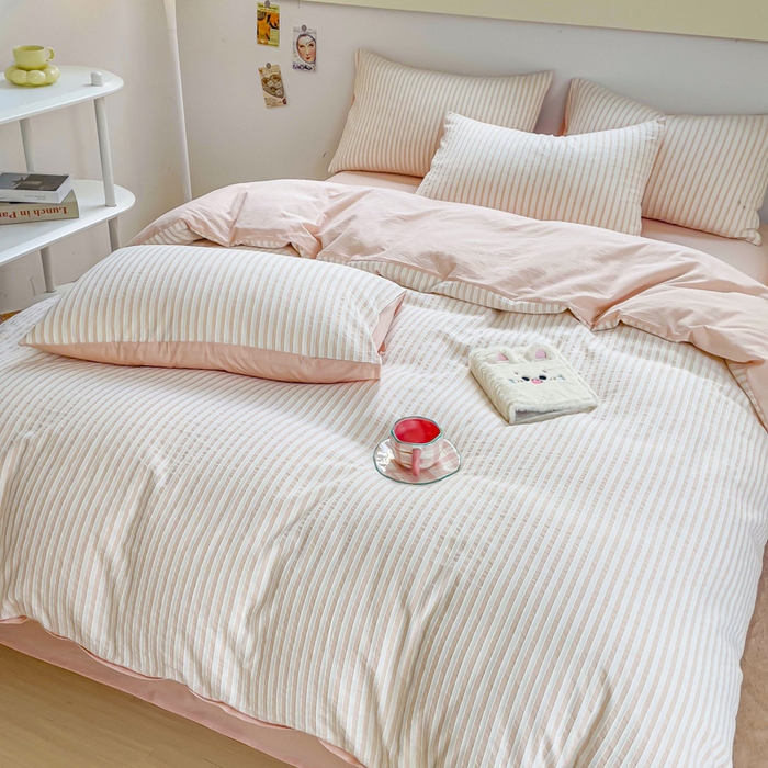 91家纺网 家纺一手货源 找家纺 千朵 2023新款全棉色织条纹四件套 色织条纹粉玉