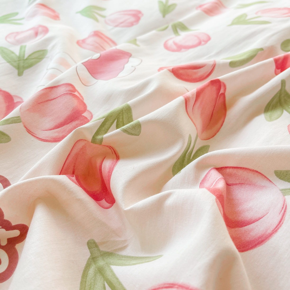 91家纺网 家纺一手货源 找家纺 添越2024小清新韩版蕾丝款花边纯棉夹棉床盖三件套全棉 花仙兔 蕾丝款